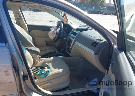 2008 Mercury Milan I4 Premier из США, поврежденный, VIN 3MEHM08Z88R645547